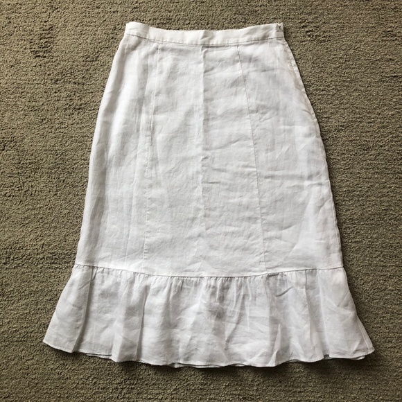 Wilfred Dresses & Skirts - Aritzia - Wilfred Chariot Linen Midi Skirt.